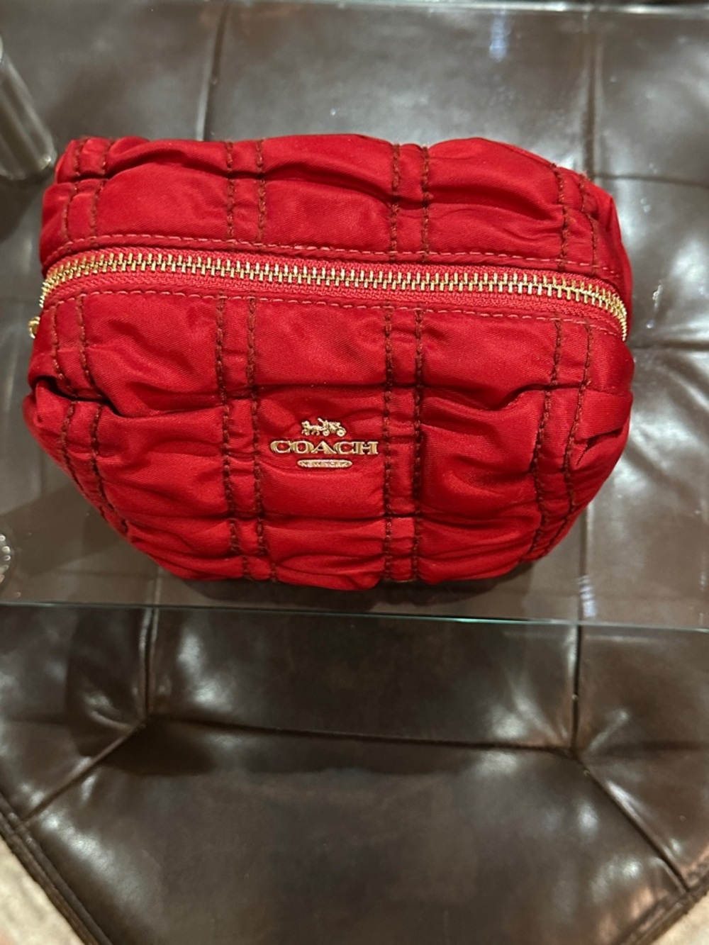 COACH Small Boxy Cosmetic Case w/Ruching Detail, in Red. NWOT - Picture 5 of 14